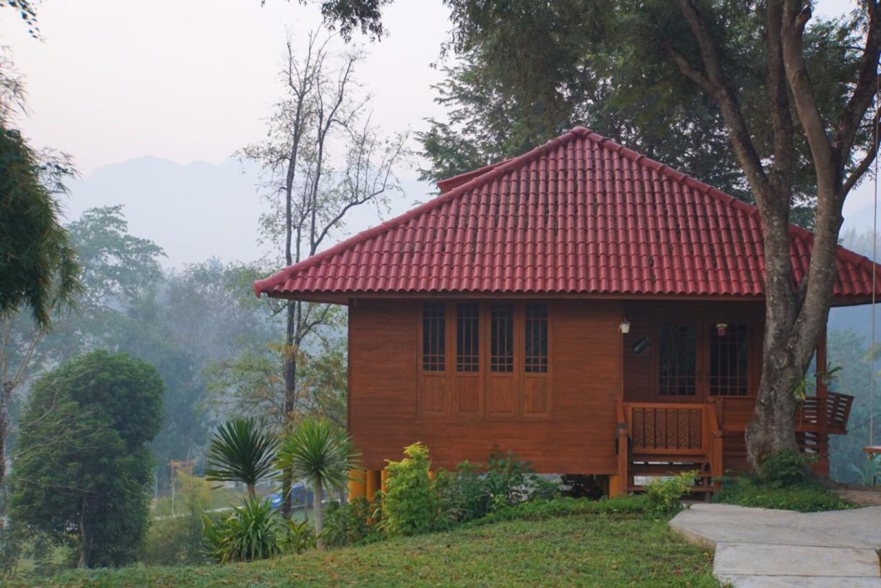 Baanrai Khunya บ้านไร่คุณย่า Ban Huai Maenam Noi Exterior foto