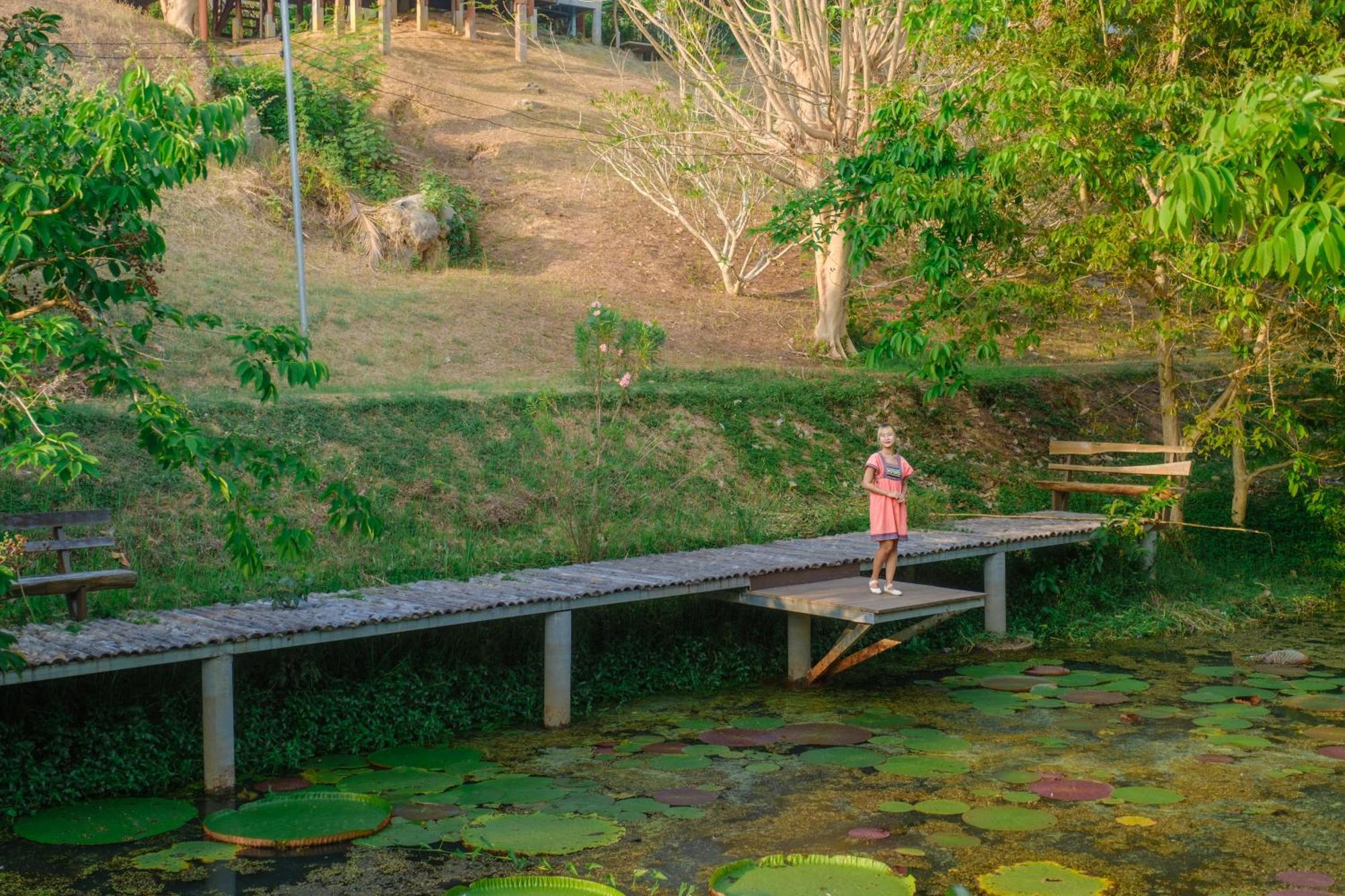 Baanrai Khunya บ้านไร่คุณย่า Ban Huai Maenam Noi Exterior foto